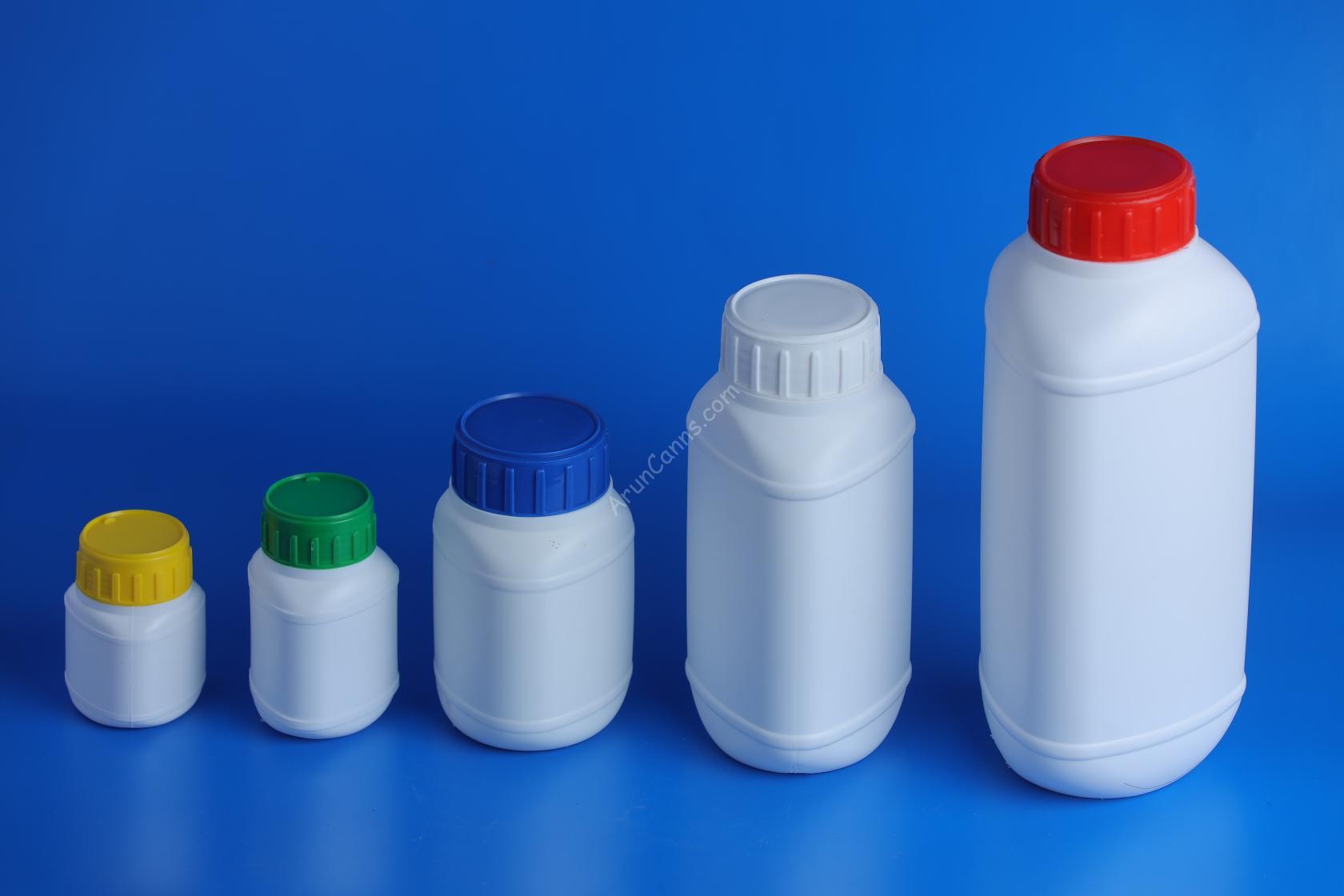 TRIANGLE WHITE ( BACK )